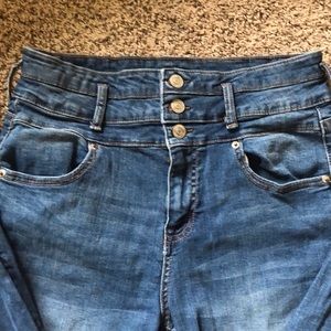 Aero Super High Waisted Skinny Jeans